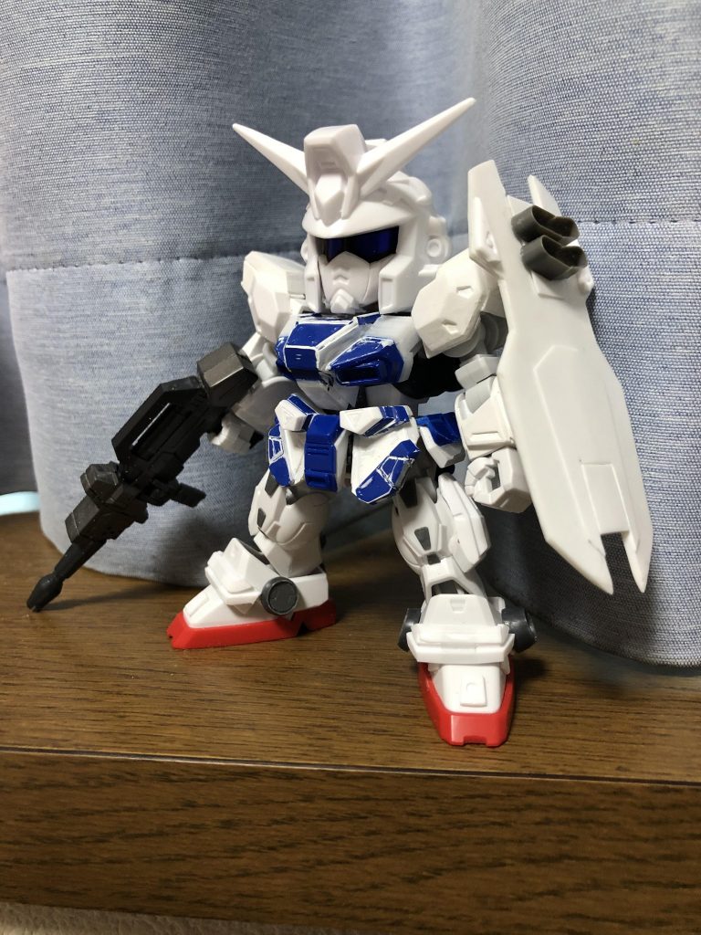 ビームライフルとシールドも、おおまかに出来た頃です。