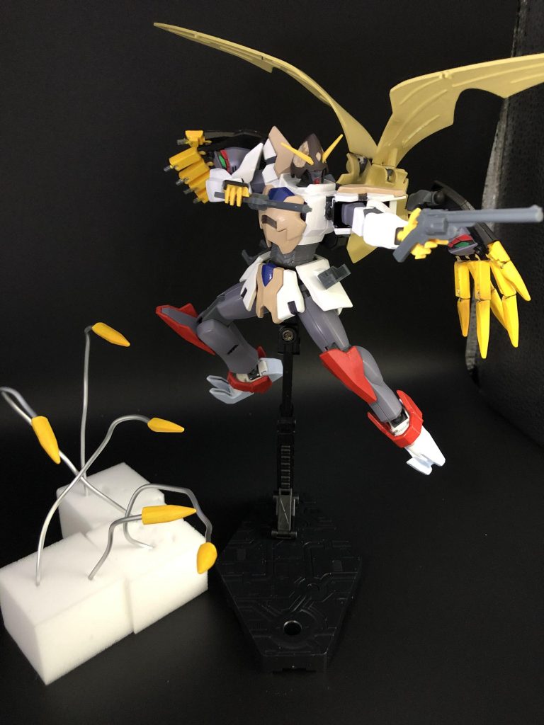 DEファングに近い物を再現したくて、フィストジ・エンドの指をファングに見立てて先程の加工を施してみました。尚この指はコロネスキーの方々が奉納したものとなっておりますw