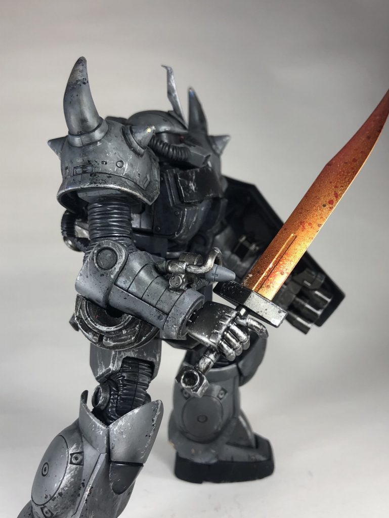 ヒート剣はプロトグフにはなかったのでシステムウェポンキットからヒートロッドはウインチのイメージで右腕に埋め込みました