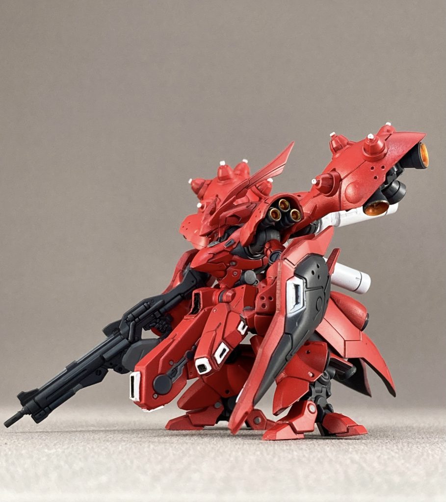 ふんどしやライフルなど細かい所にも色を加えました。