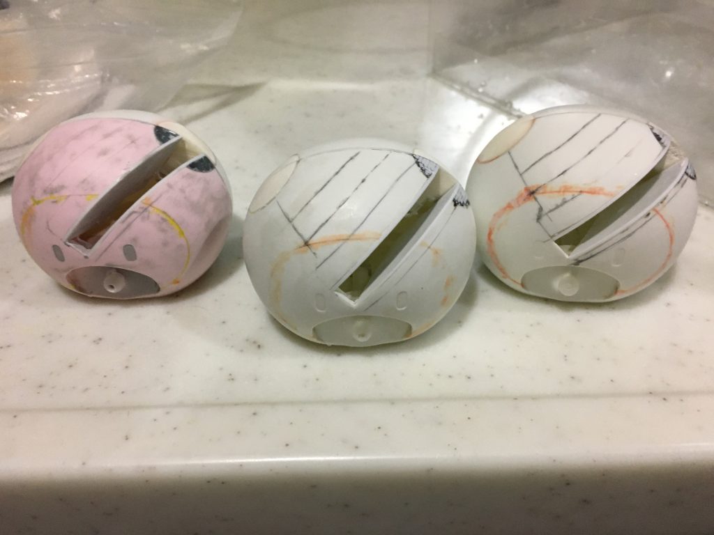 頭や体を斜めにカット3体とも同じように切らなきゃいけないのが大変でした。