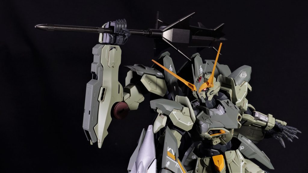 物理特化機体です