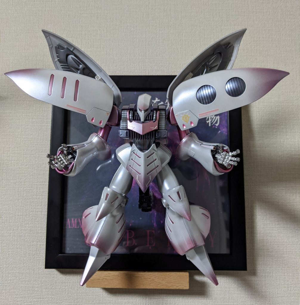 最後は額縁にして飾っています♪