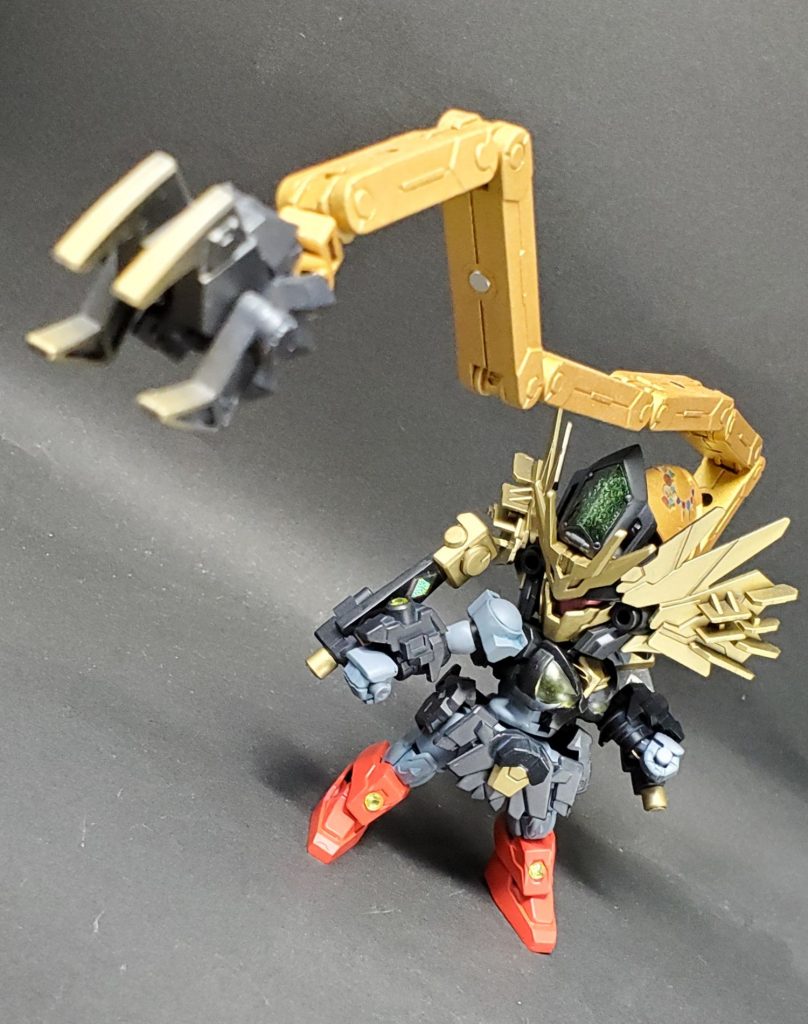 ラプンツェルガンダムバンシィ–5枚目/制作者：イカスクイッド