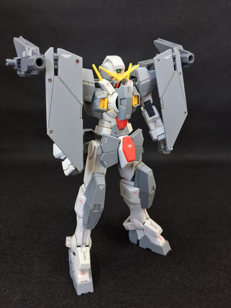 デュナメスリペアⅢの軽装備ver。特徴的な装備をグレードダウンし、稼働時間や整備効率を上げたという設定。長年積んでいたプロショップ限定のやつを供養しました。関節がおじいちゃんなので、ポージングができません。ブンドドできなくてつらい。