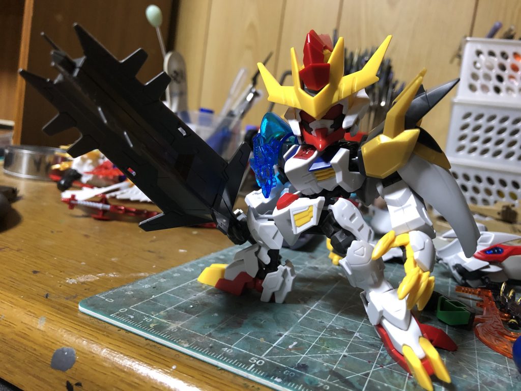 最初のイメージ。ルプスレクスとLGBB魔竜剣士ゼロガンダムのミキシングがベースです