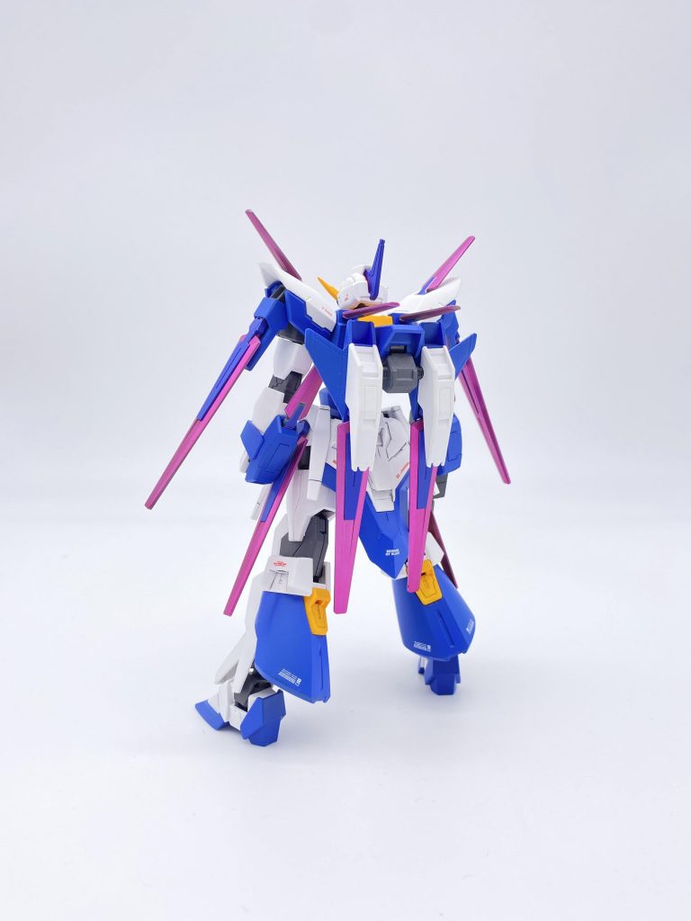 ガンダムAGE-FX–3枚目/制作者：JORGE