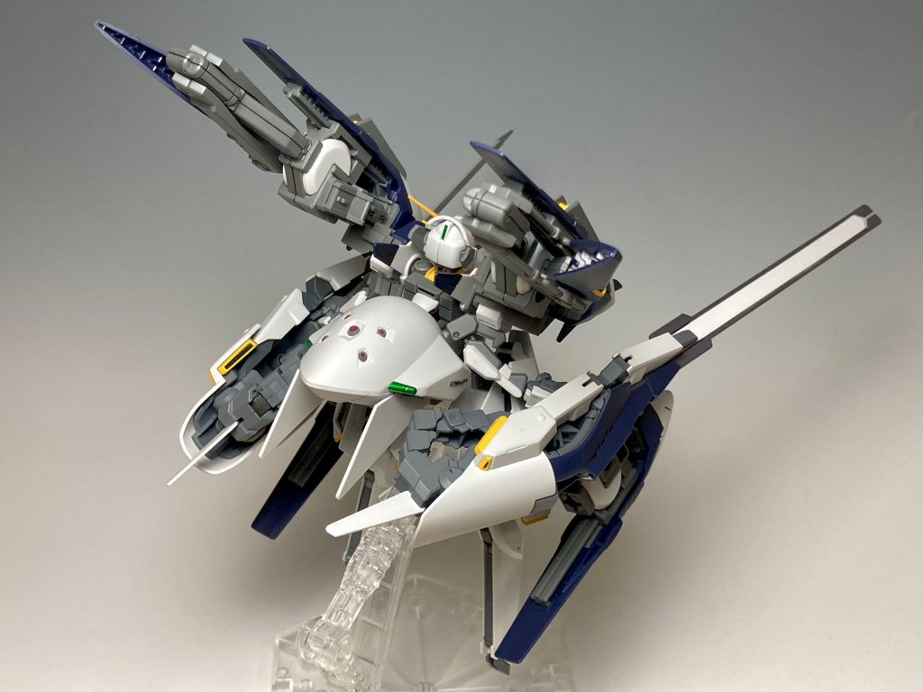 リアビューです。後ろもゴチャゴチャ感がありますね。