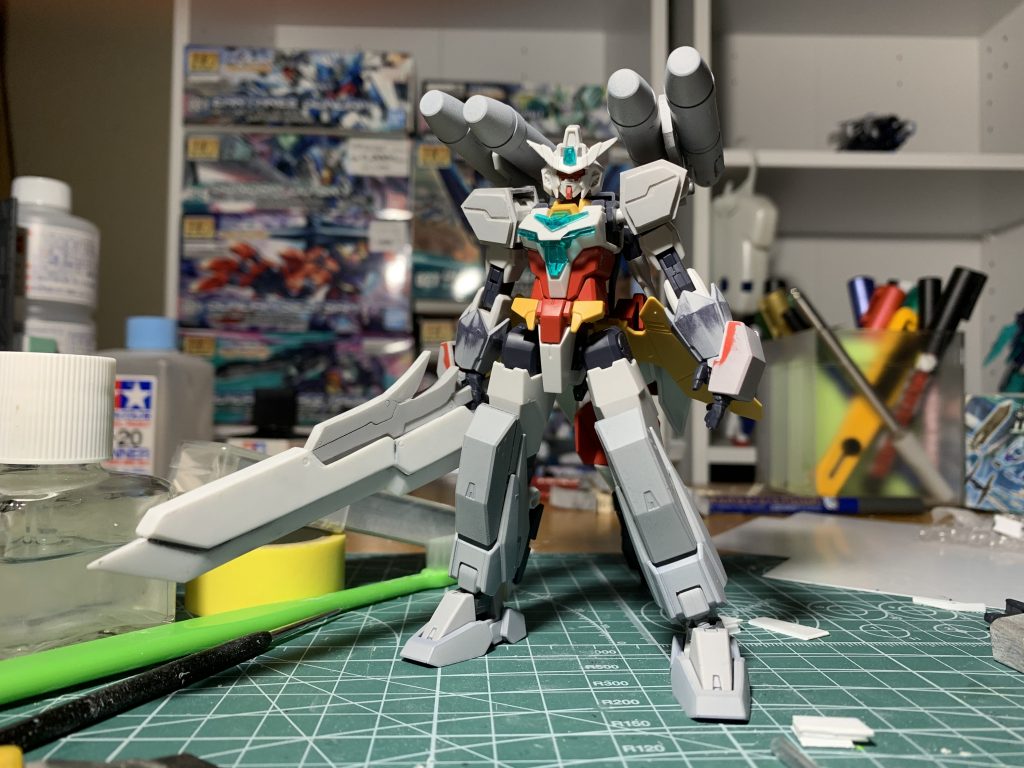 ここからは制作過程。アーマー構成自体は制作開始初日に出来上がってしまったので、一応定期的に写真を撮りましたがあまり変化してなかったため、画像は少なめにさせて頂きます。