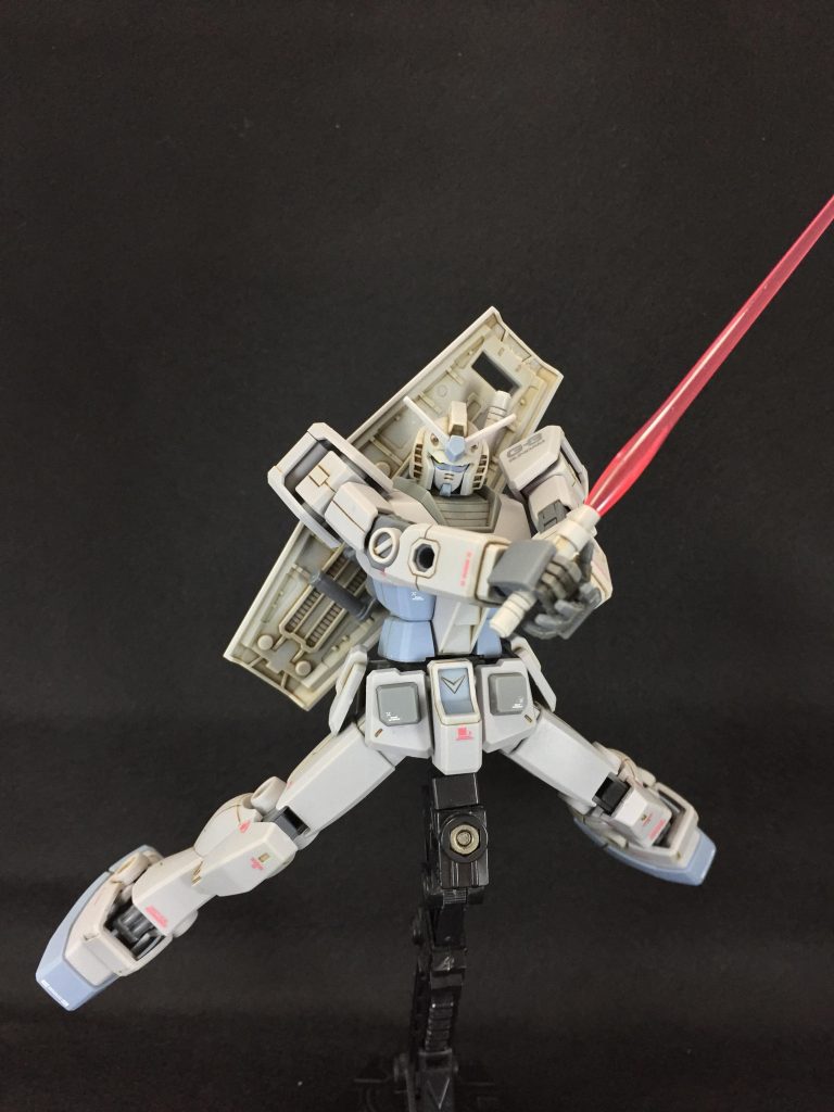 十数年前、カードビルダーで引けたときは嬉しかったなぁ。アムロがなくて、リドとかフランシス載せてたけど…。①墨入れ②デカール③つや消し