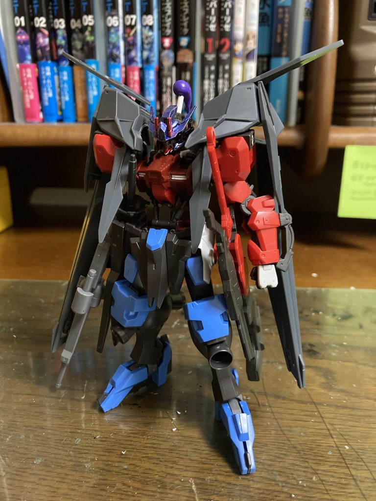 アピールポイントに書いてある通りHGIBOガンダムヴィダールよりパーツを拝借、阿須多呂都ガンダム雅と上手く組み合わせました