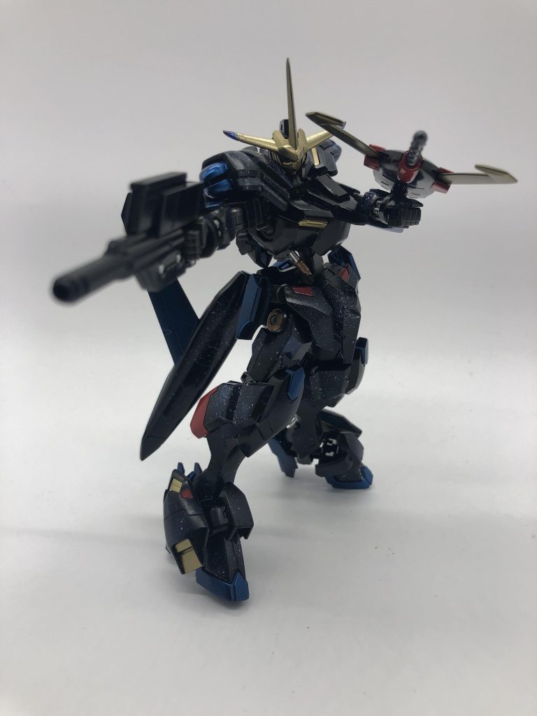 初めてマステによる塗り分けに挑戦してみましたが、難しいですね😅所々失敗が目立ちます。改善していきたいですね。