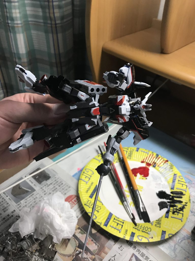 ハンドガン、サーベル