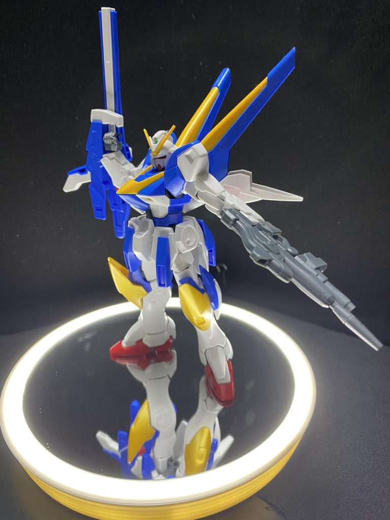 メガビームライフル、説明書には記載ないですけど、折り畳んだ状態にも組み替えられるんですね。