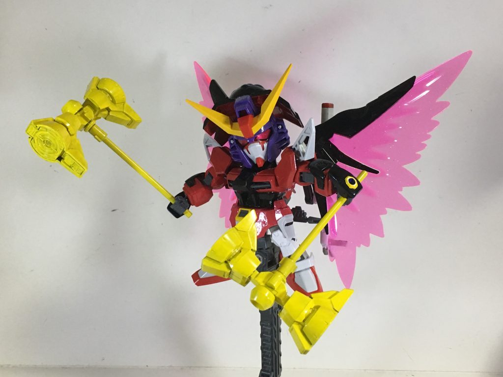 “小槌”本機の新武装。2つ備わっており、乱戦時や装甲の堅い敵には有効である。