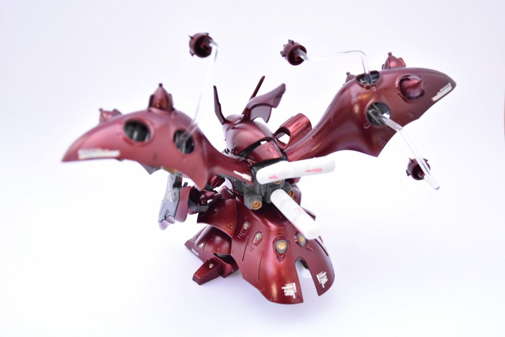 デカールはハイキューパーツさんのものとガンダムデカールの逆シャアシリーズのものを使用しております。