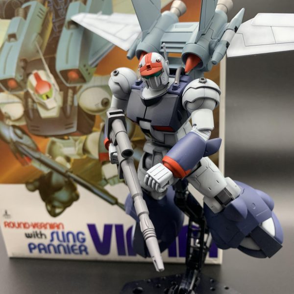 背景の箱以外は100%ガンプラです。