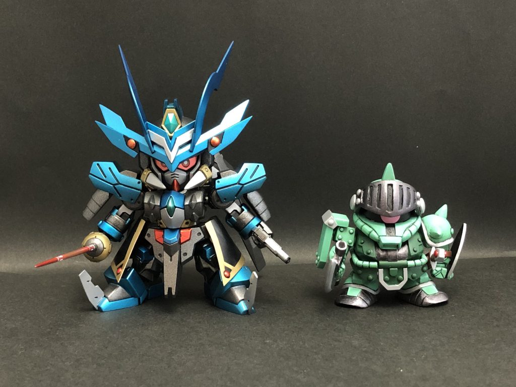 レジェンドBBと比較して。思ったより小さいです。