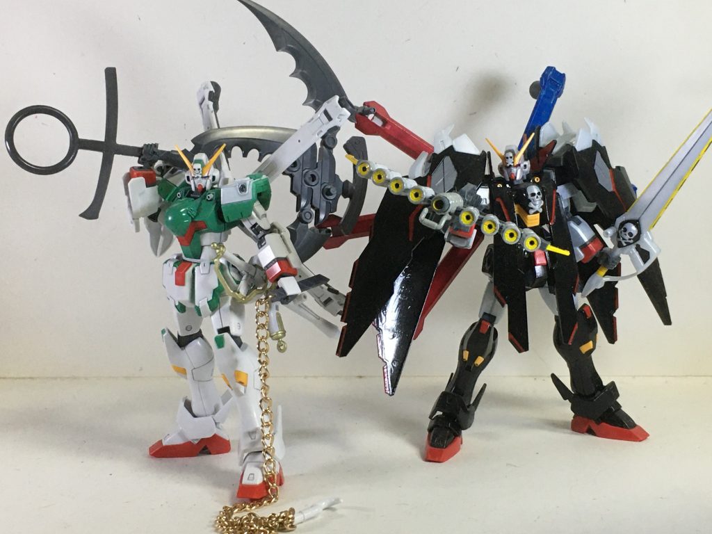 最後はぬえ専用フルクロスこと、ぬえクロスとツーショット。