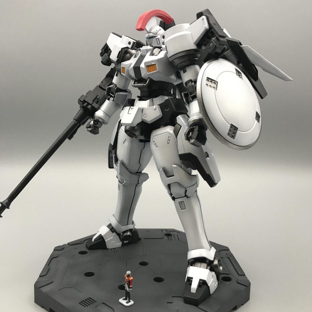 何故デカールを貼っていないのか、それは水圧転写デカールがないから。バンダイ さん販売してくれー