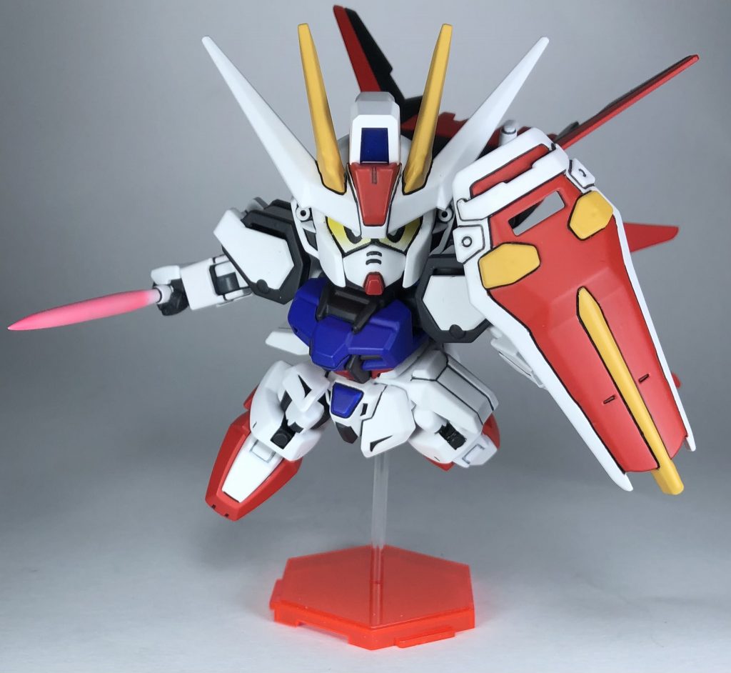 目線正面。今回は4種類の目を描いて印刷しました。変えたい時は両面テープで張り替えるので毎回前のは破棄することになります笑