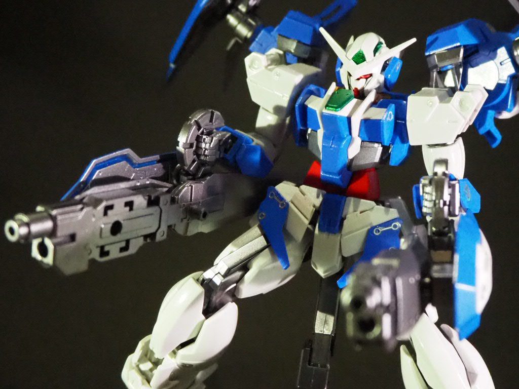 実弾及びビームライフルとしても使用可能。