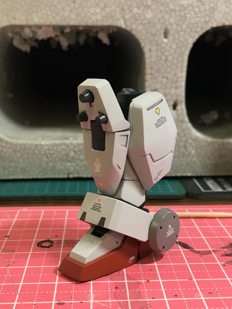 デカールは今回アクセントになるよう目立つように配置してあります。