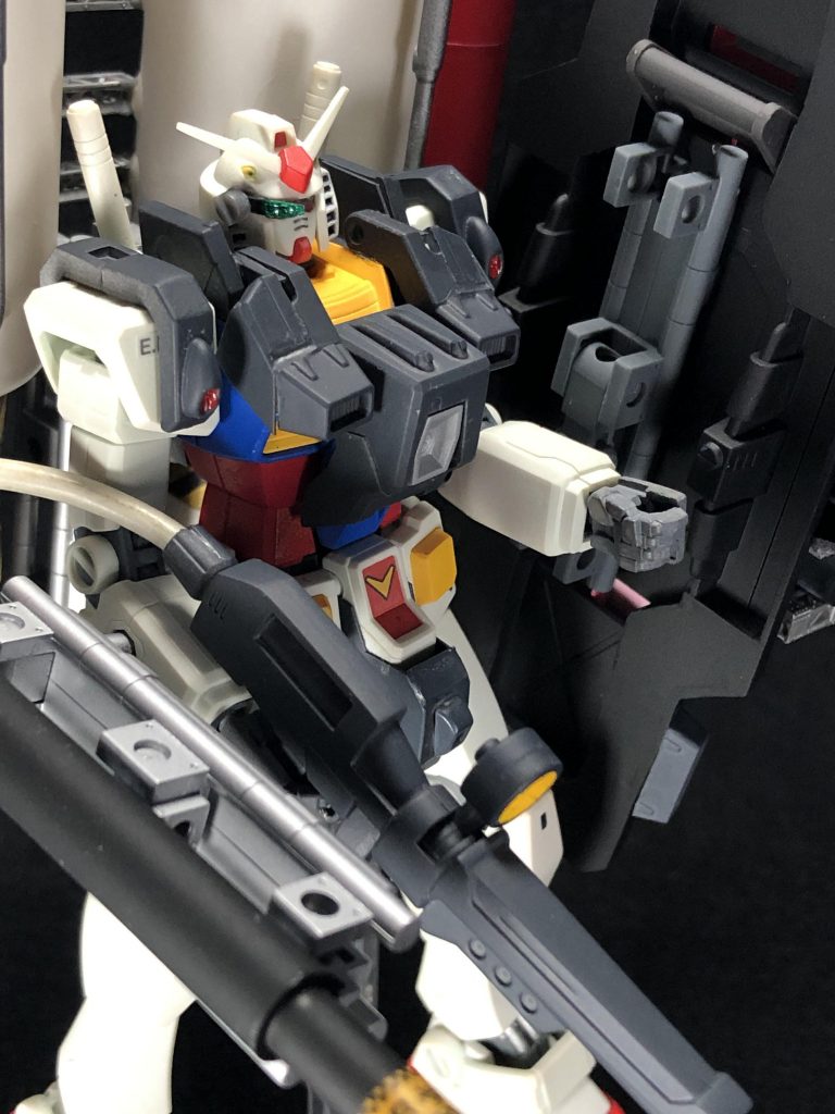 Iフィールド発生装置、増加スラスター＆増加装甲はジャンクパーツとプラ板でスクラッチ