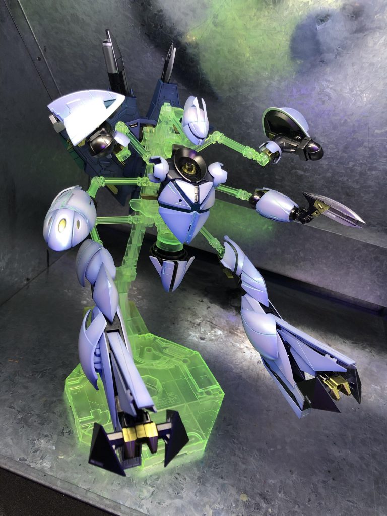 オールレンジ攻撃!スタンドには蛍光イエローを使用