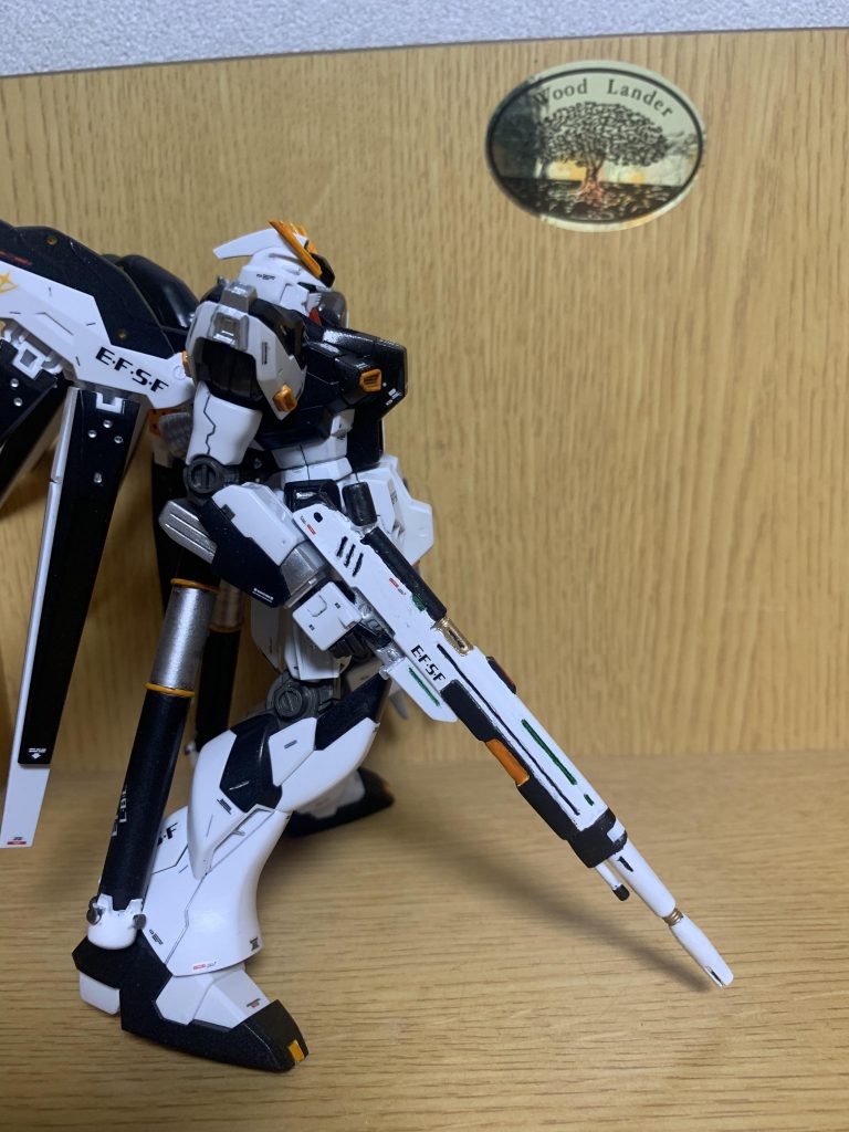 ライフルも配色とか形、デカールは気に入ってますが塗装がうまくできませんでした!