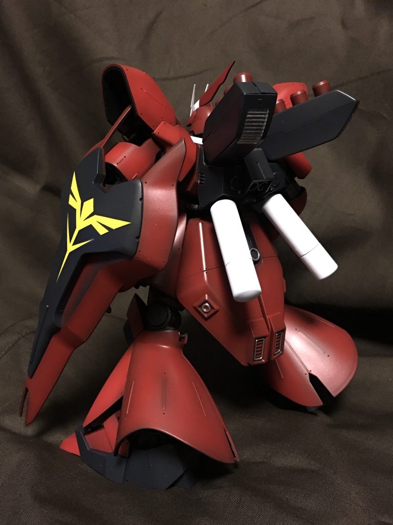 合わせ目がほとんど出ませんでした。合わせ目消しはプロペラントタンクとライフル位です。