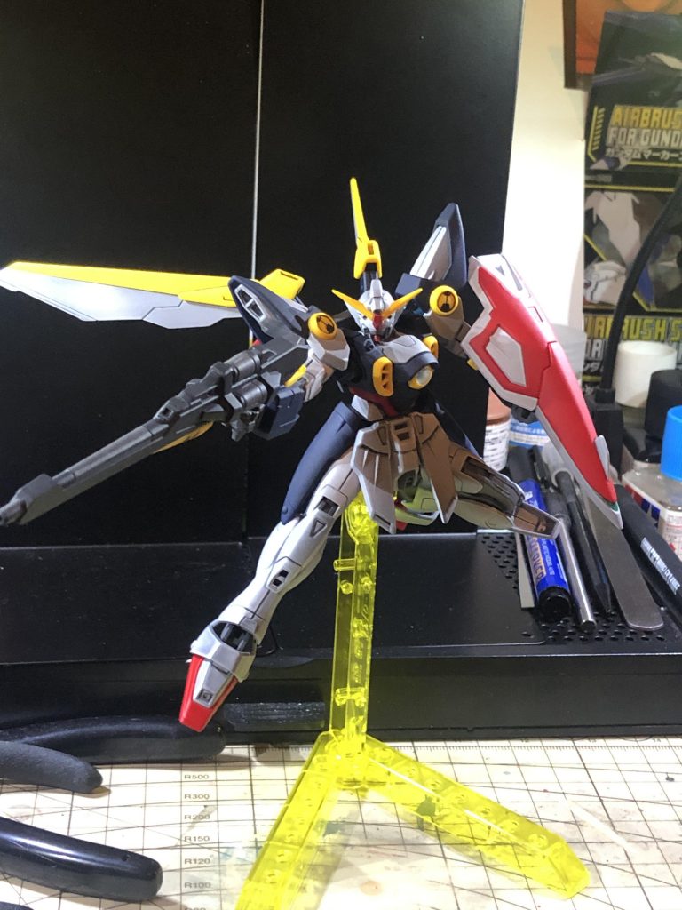 加工しなくても最初から腕などは後ハメ出来るので塗装も楽でした、目立つ合わせ目はバスターライフルぐらいで、息抜きで作るにはとても良いキットでした( *˙ω˙*)و ｸﾞｯ!