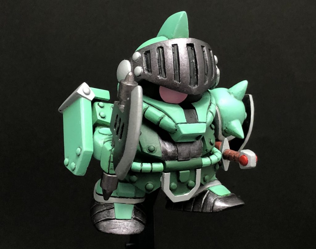 以上、戦士ザクでした。細かな所は大分粗が目立ちますが、楽しく作れたのでよしとします!せっかくなので仲間が欲しいですが、最近なかなかBB戦士キットが手に入らないためしばらく戦士一人旅です。キット入手次第パーティ増やしていきたいです。それでは次回を待て!