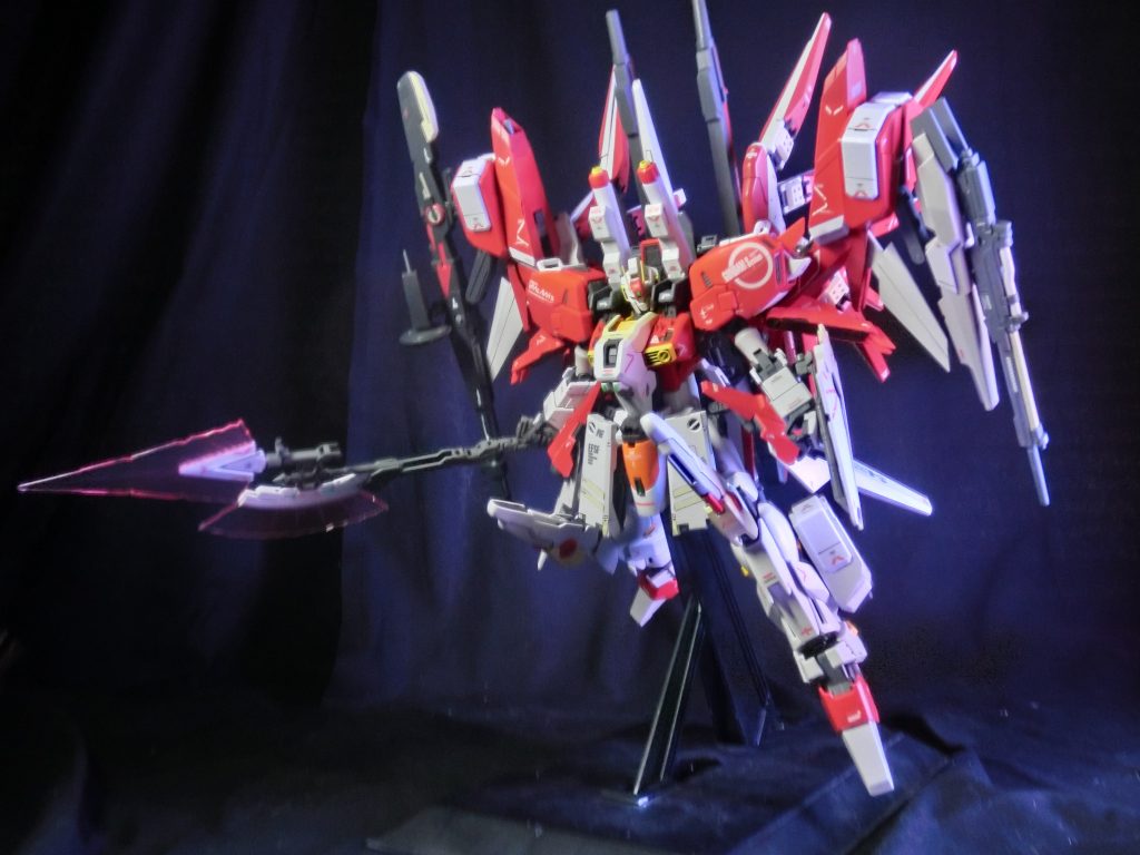 ジャバウォックに格納されている武装を装備することでアリス本機の戦力もUPする