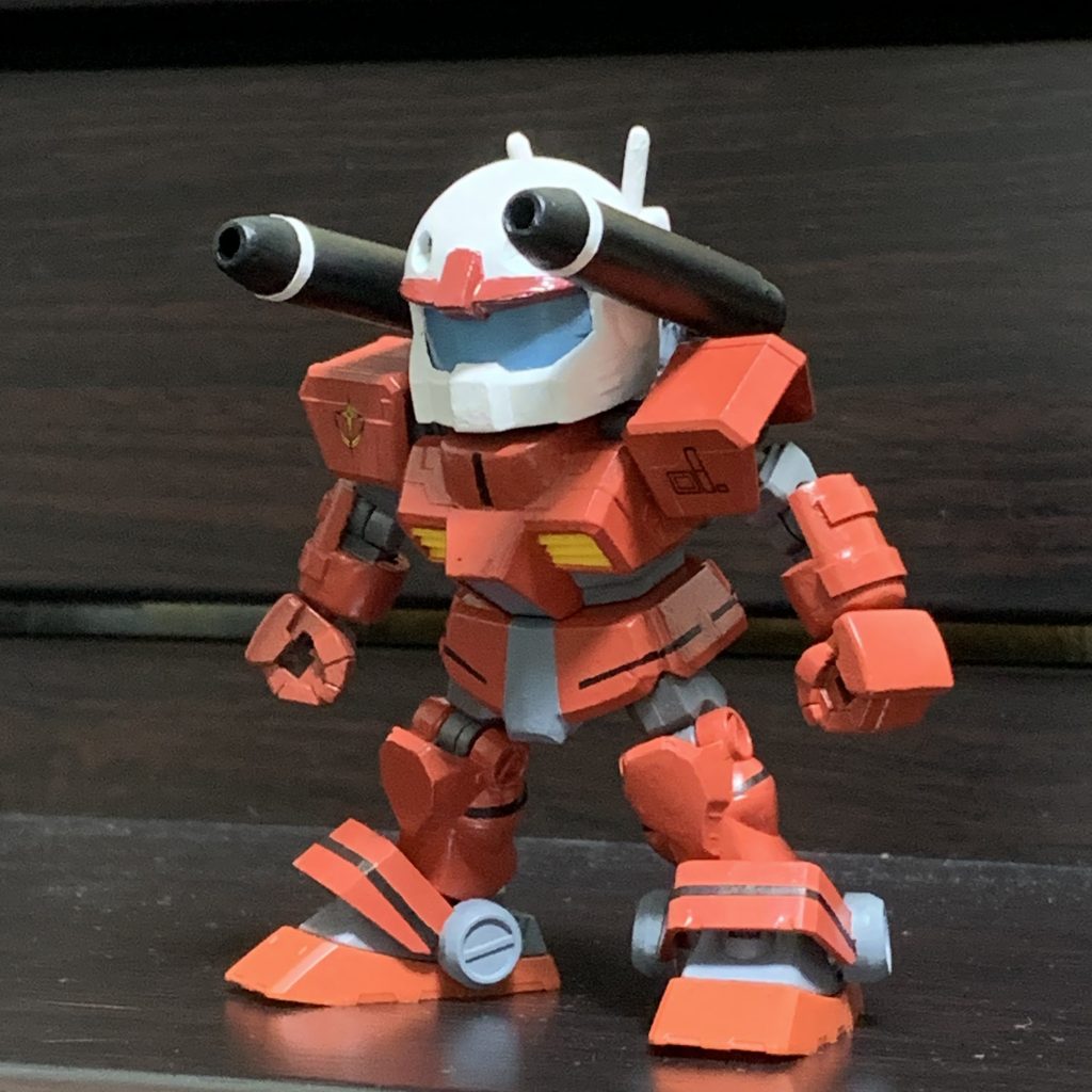 機動戦士ガンダムMSV-R連邦編＆機動戦士ガンダムMSV-Rアクショングラフィック編を見ていて、これならプチ改造でイケると作ってみました。ベースはクロスシルエットガンダムで、頭＆キャノンの一部はＳＤガンキャノンから流用、胸部＆腰部はシルエットブースターから。首はパテ、腕はクロスシルエットガンダムのものをベースにパテとプラ板でそれっぽく仕上げました。キャノン部分はプラパイプ＆パテ、手抜き仕上げです。