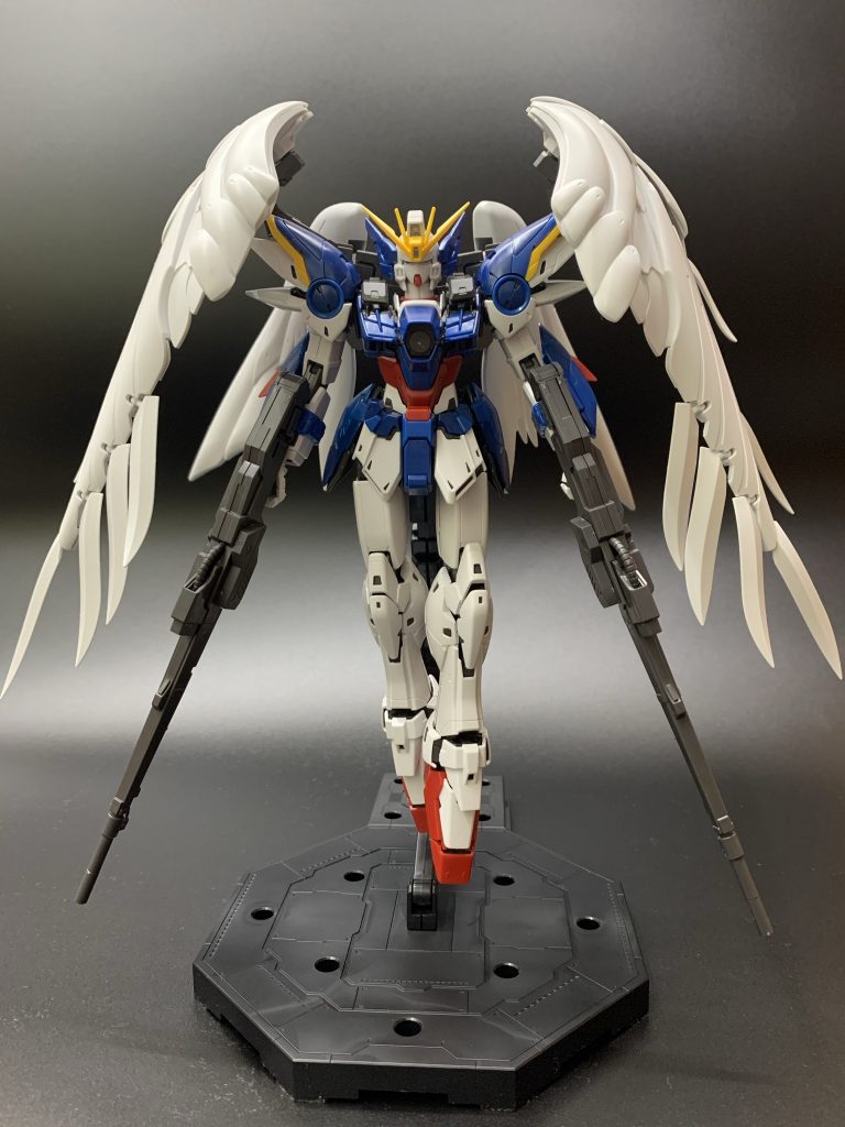 配色に悩みました。