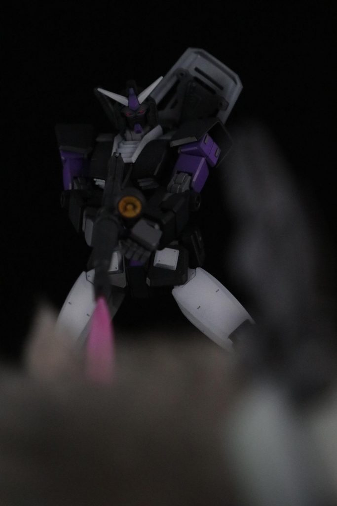 いろんな角度から見てもありで楽しい感じに作ったつもりです。固定モデルは見せたい角度ってあると思うんですけど撮影的な視点の面白さみたいなのも楽しめたらと。それぞれバラせるので単体でも撮ろうと思いましたがめんどくさくなったのでやめました。以下制作。