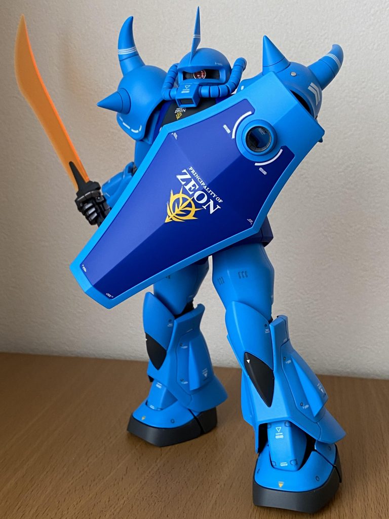 シールドデカールは気に入ってます♪