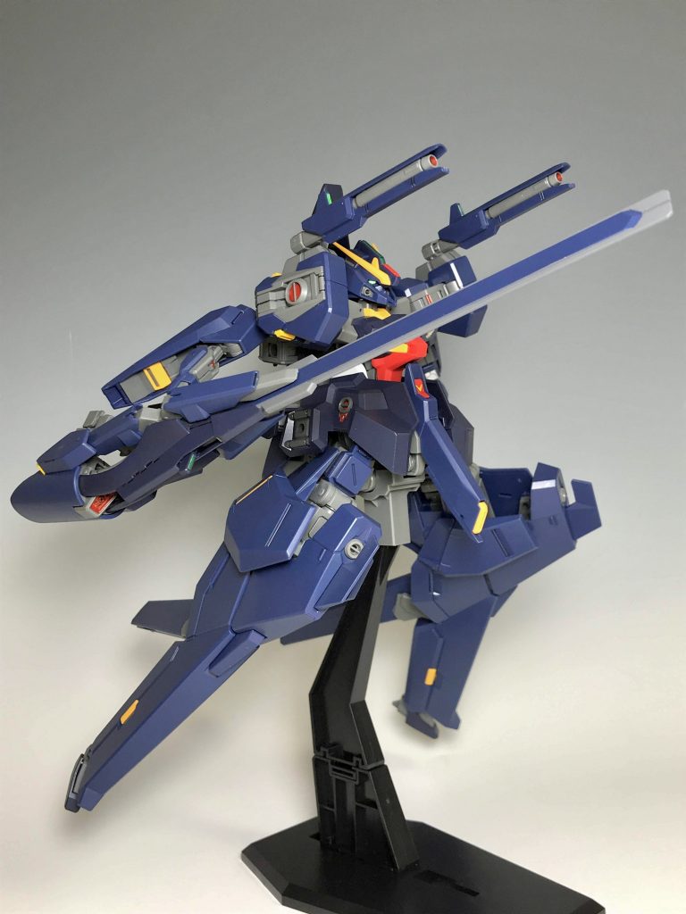 戦闘シーンっぽく。あまり可動はしません(笑)