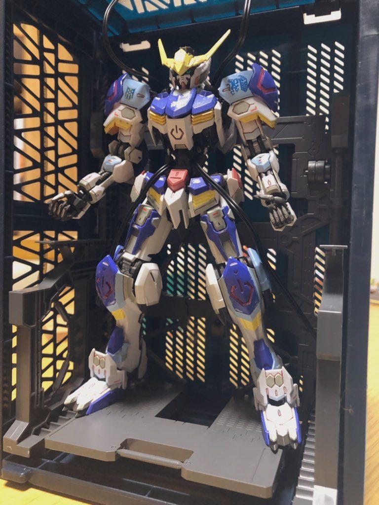 バックライトなし