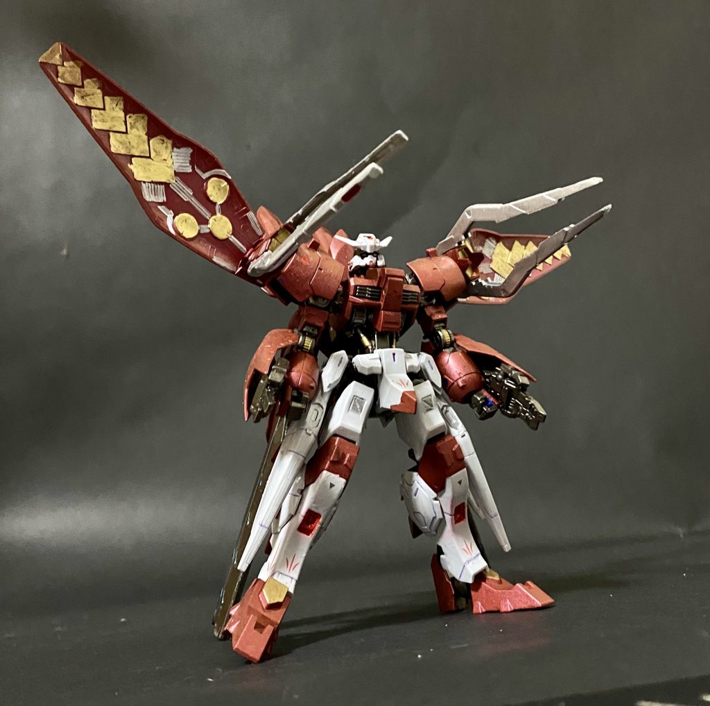 高出力砲を展開した姿です。