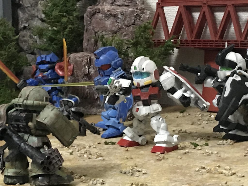 余談ですが、ジムドミナンスのシールドも制作しました。