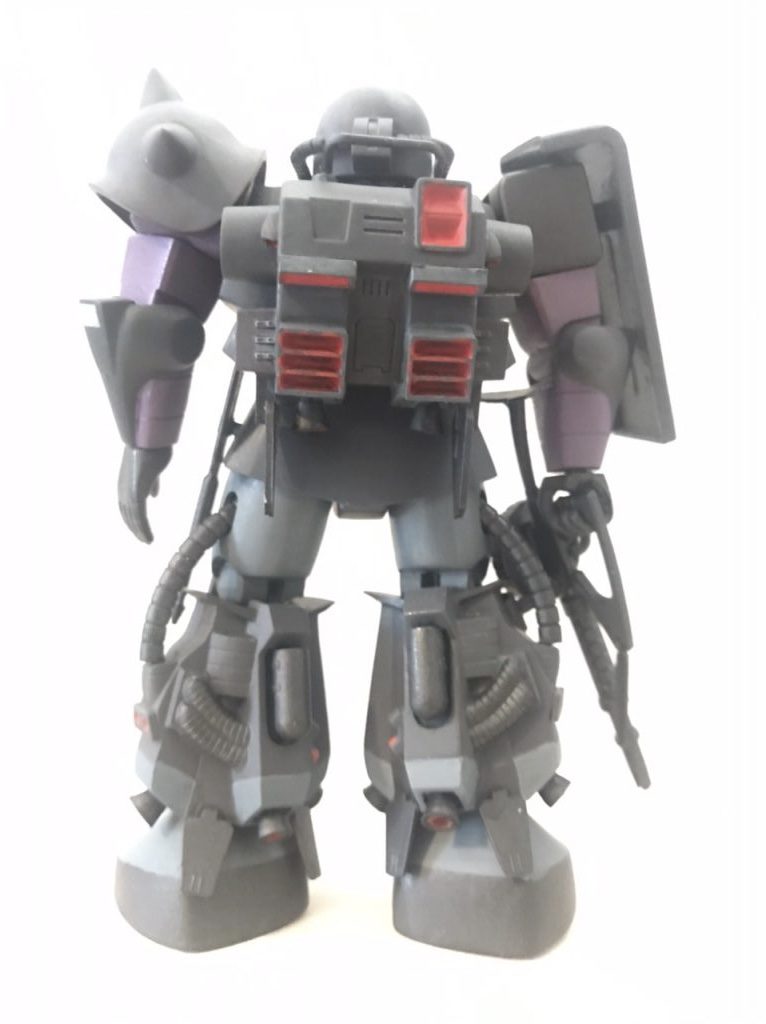 古いキットですが、後ろは情報量が多くていいですね!バーニアの色分けが難しかったですww