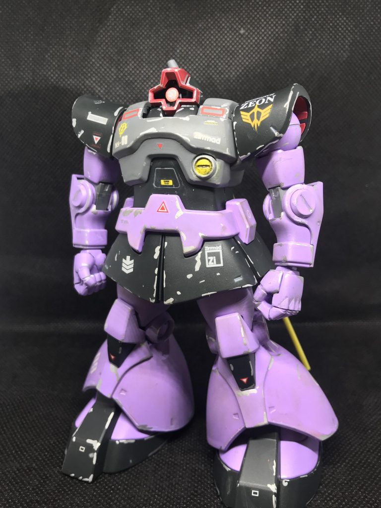 カラーガイド紫　クレオス MSパープル黒　タミヤ　NATOブラック赤色　クレオス　赤色2号グレー　タミヤ　呉軍工廠グレイ　　　　クレオス　ニュートラルグレーピンク　MSシャアピンク武器類タミヤ　ブライトガンメタル　　　　メタルシルバークレオス　クリアーイエロー　　　　　クリアーブルーちなみに、全て缶スプレーです。 