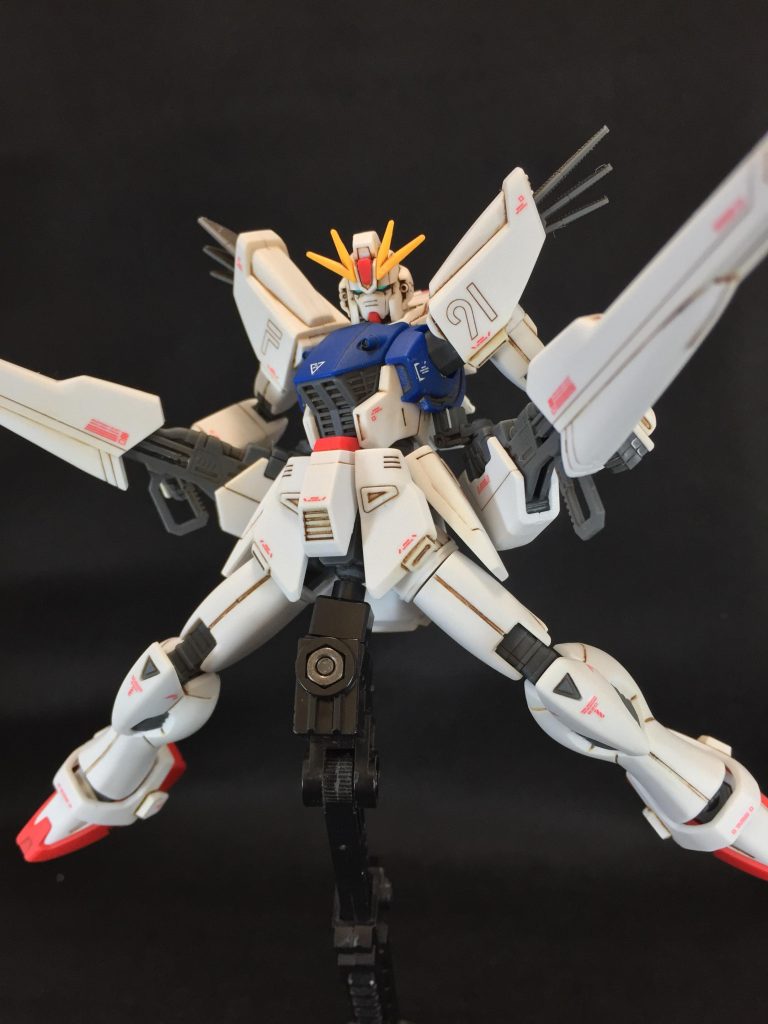 ①組み立て②墨入れ(ウェザリングカラー)③デカール(色々)④つや消し(スムースクリアつや消し)スムースクリアは扱いやすくてとても良かったです。