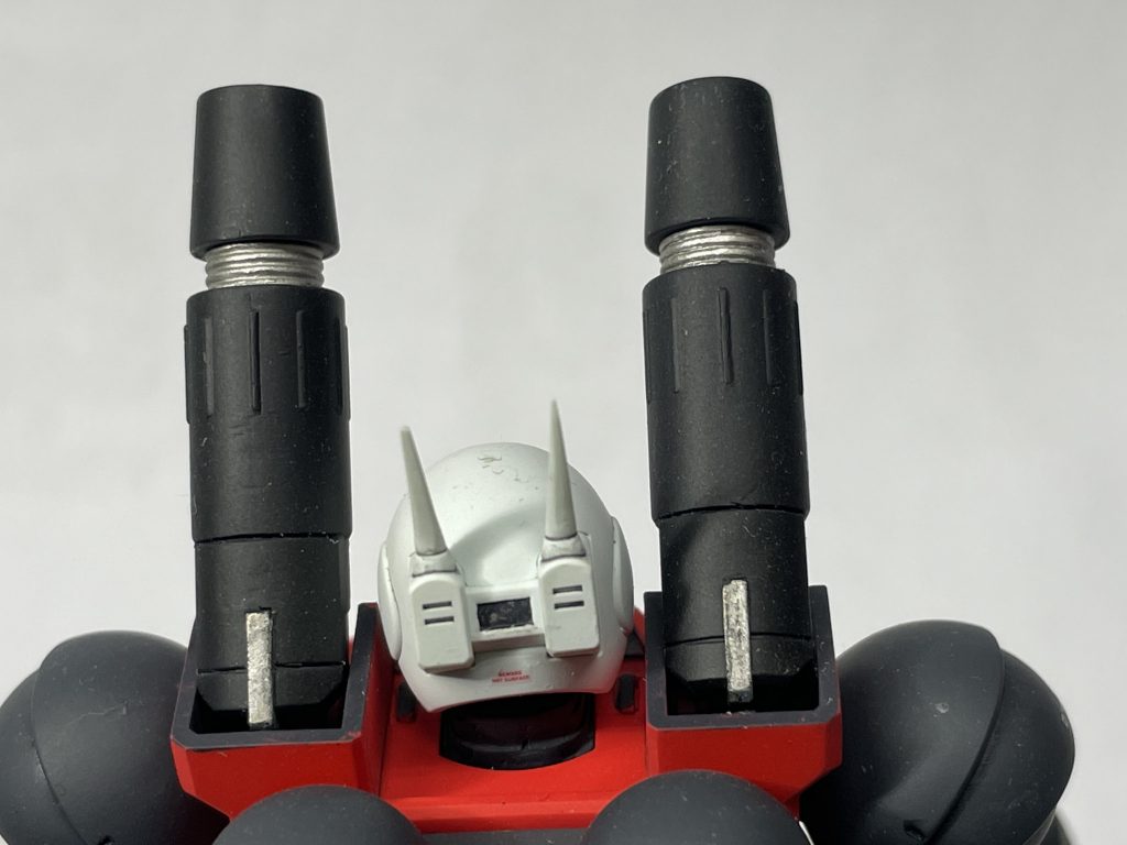 砲身は長いのが気持ち悪かったので短く詰めました。