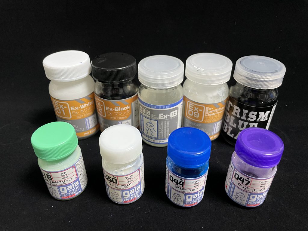 使った塗料です。