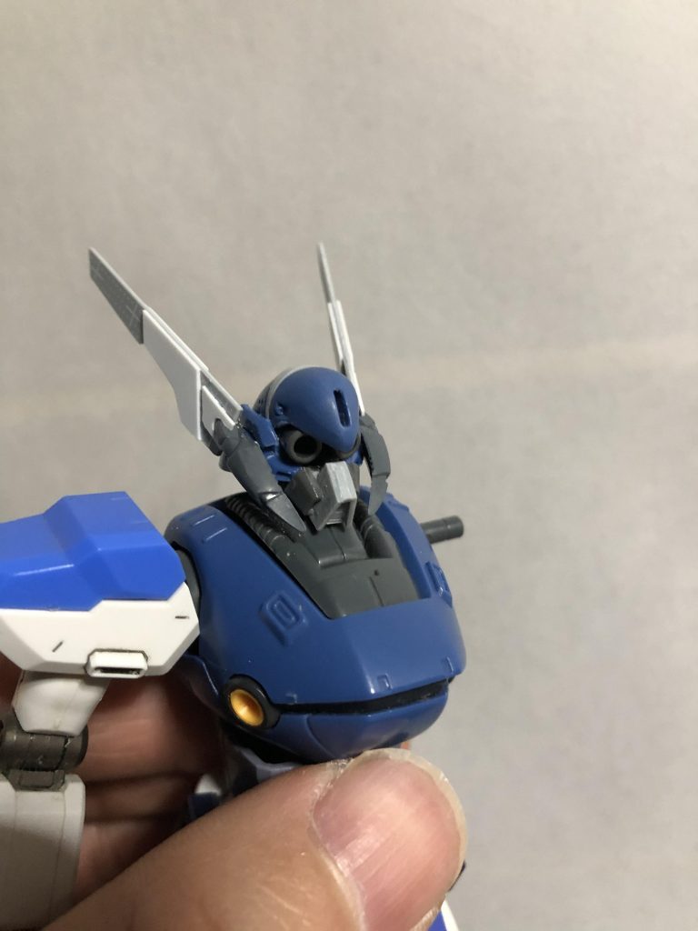 頭から製作。雰囲気が出ないとテンションが上がりませ〜ん!笑