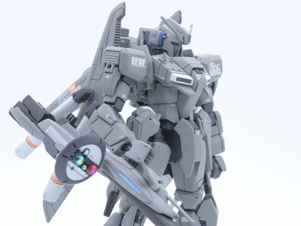 ロービジカラーにはセンサー色が映えますね。