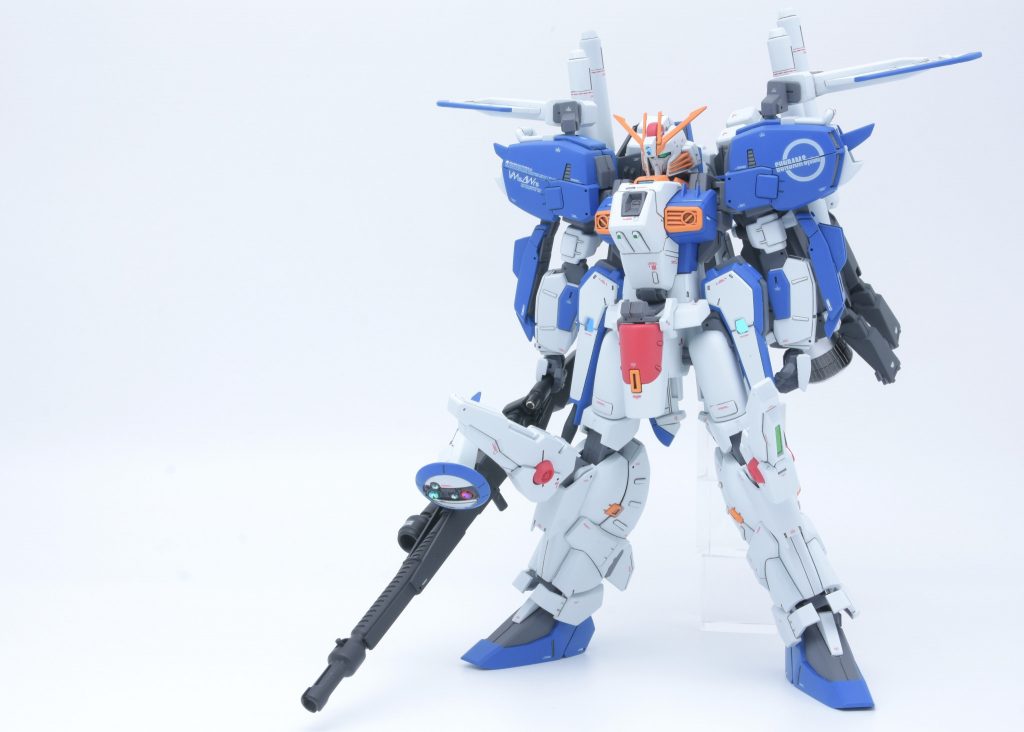 HGUC028と古いキットですが元々格好良いので細々したディティールはあまり加えず、スタイルだけ拘って調整してます。